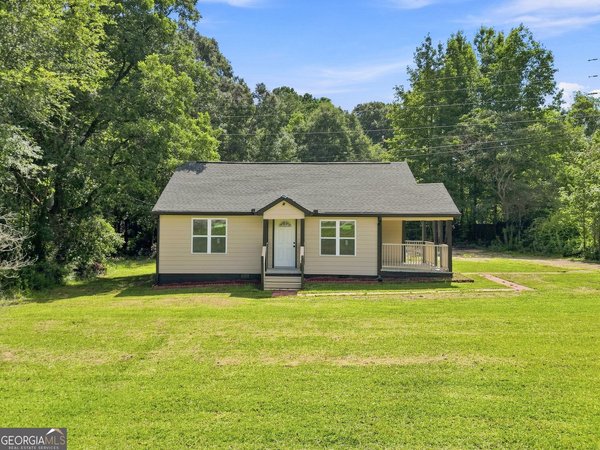 1061 Highway 3 N, Hampton