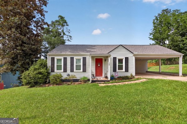 120 White, Carrollton