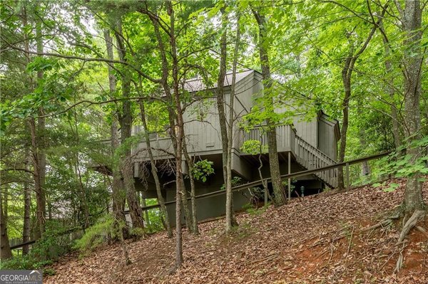 135 Wolfscratch Drive, Big Canoe