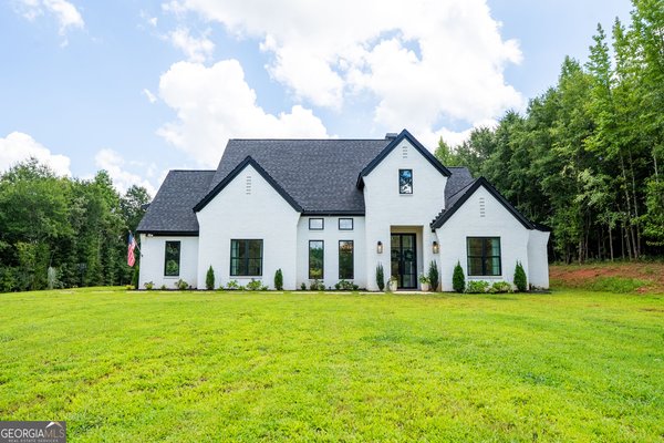 main picture of 860 Ridgeway Road, Maysville