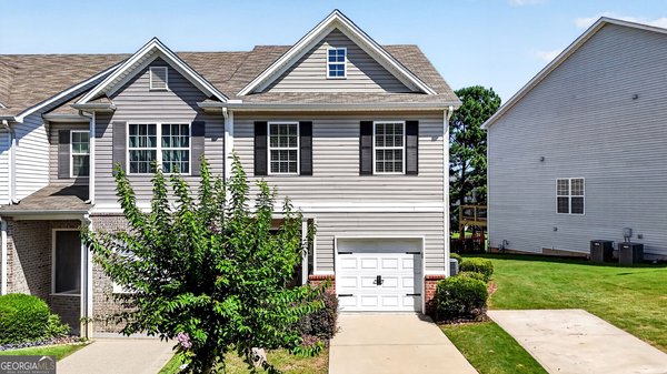 4688 Beacon Ridge Lane, Flowery Branch
