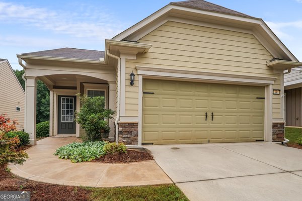 347 Sandy Springs Drive, Griffin