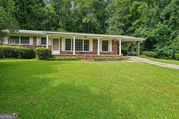 2703 Arrowood Drive East Point