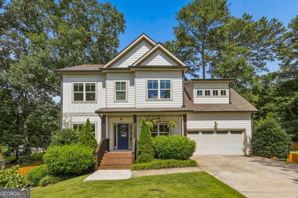 859 East Avenue, Scottdale