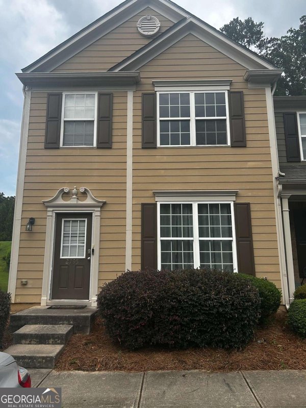 main picture of 2795 Deerwood Lane, Atlanta
