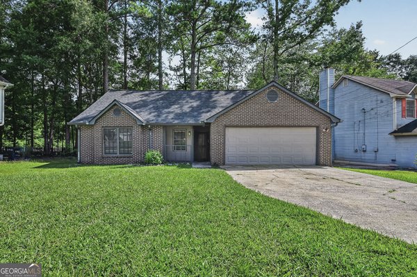 7185 Nunn Woods Way Fairburn