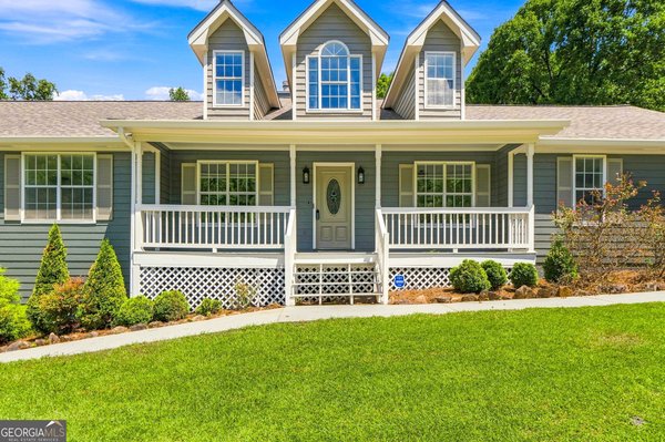 320 McKenzie Drive, Stockbridge