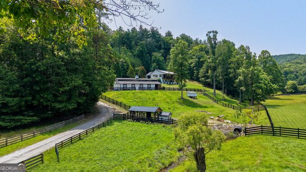 771 Burgess Gap Road, Morganton