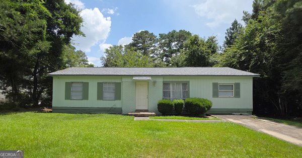 3295 Masseyville Road, Macon