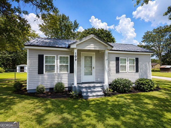 109 Dobbins Mill Rd, Griffin