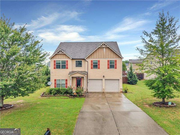 8438 Hillspire Drive, Douglasville