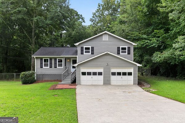 707 Cristy Lane Woodstock