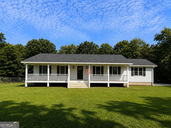 1469 Main Street, Comer