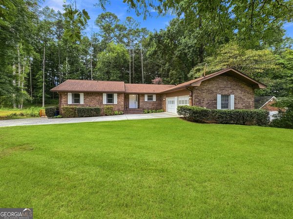 330 Sharon Drive Fayetteville