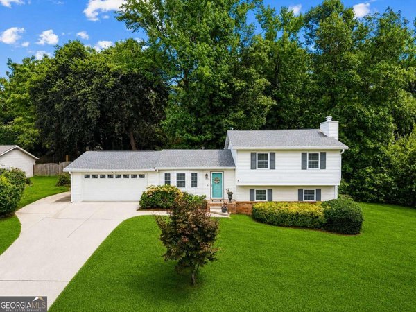 3266 Alcazar Drive Lilburn