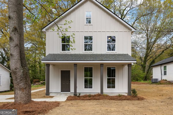 37 Ray Street Newnan