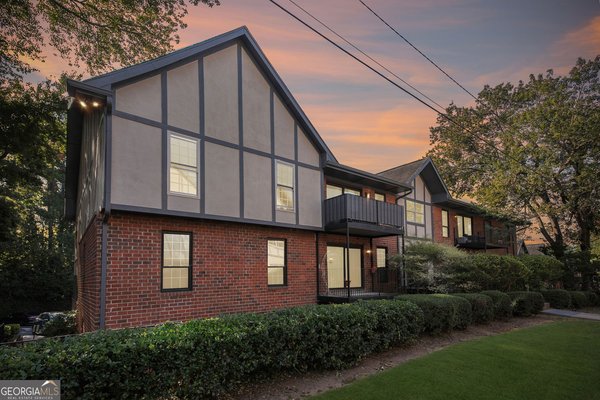 6851 Roswell Road, Sandy Springs