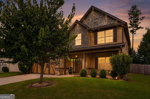217 Cliffhaven Circle Newnan