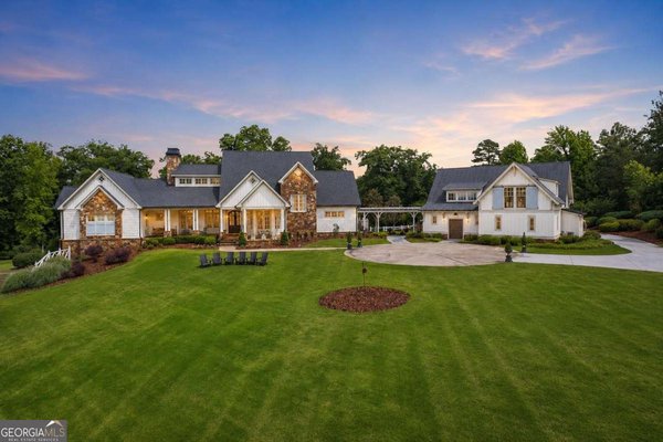 525 River Road, Rome