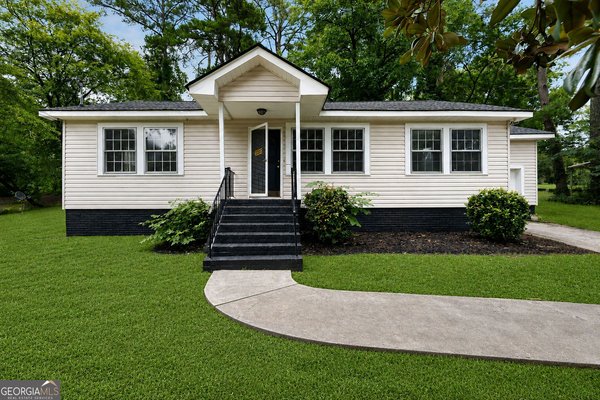 2903 Maple Road, Rome