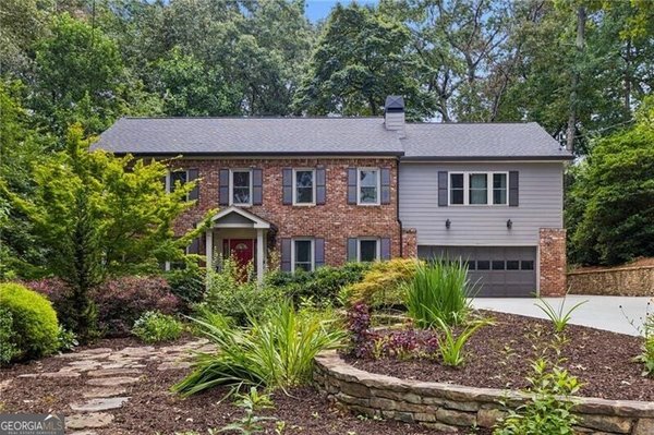2383 Riverglenn Circle, Atlanta