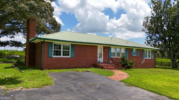 130 Sosbee Road, Talmo