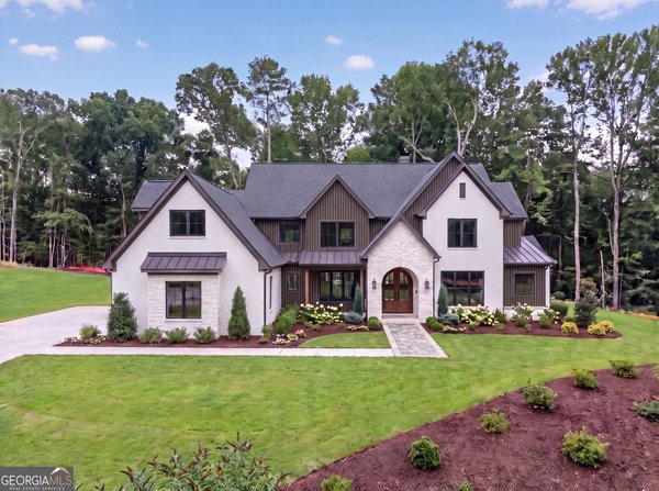 616 Hoke Okelly Mill Road, Loganville