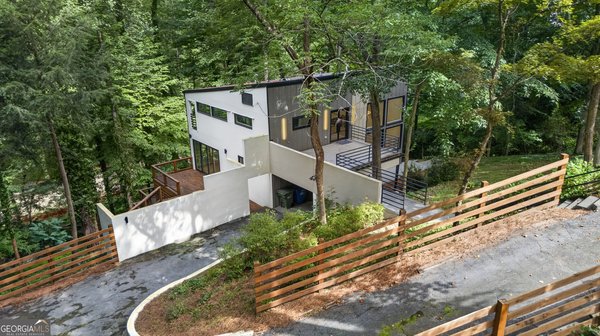 main picture of 1153 Dawn View Lane, Atlanta