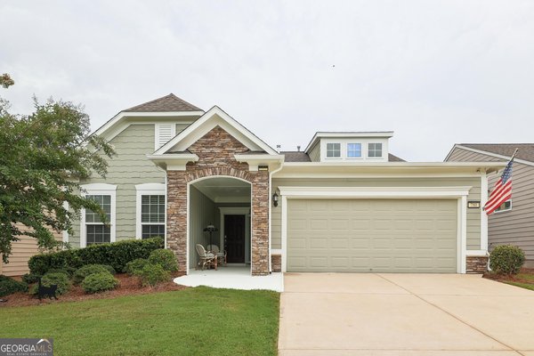 780 Firefly Court, Griffin