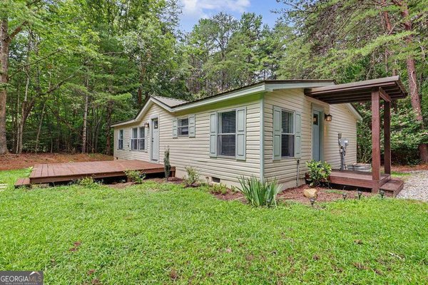 85 Popular Drive, Blairsville