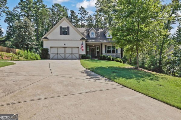 main picture of 8130 Calloway Club Drive, Cumming