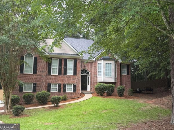 218 Oakwood Court Mcdonough