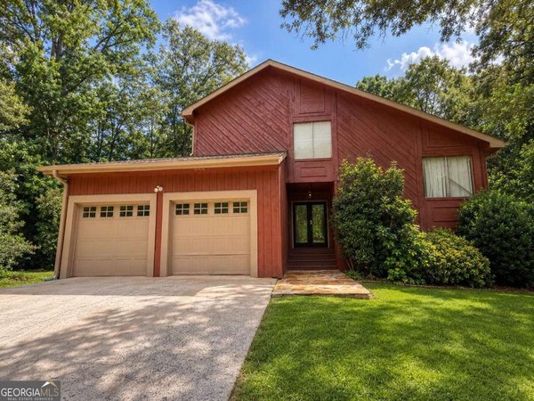 2704 Valley Hill Drive Acworth