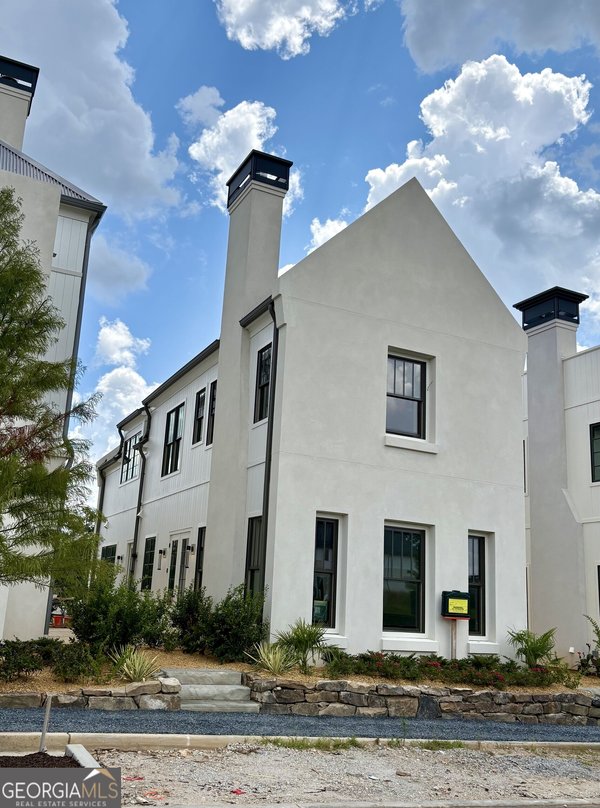 300 Central Avenue Fayetteville
