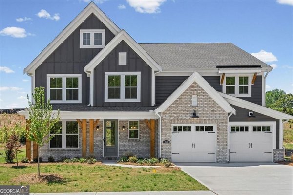 150 Hidden Fields Way, Hoschton
