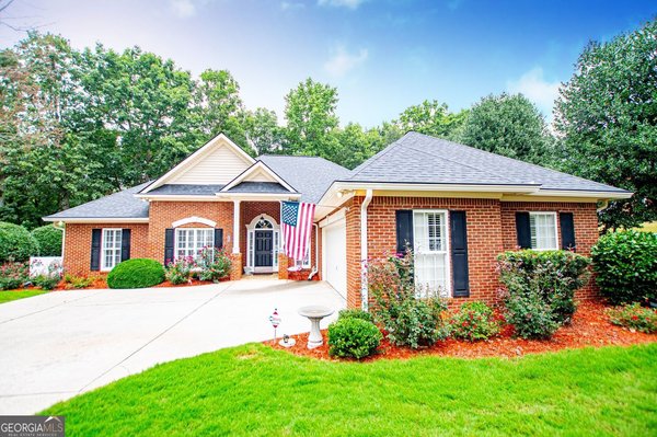 141 Jasmine Way, Villa Rica
