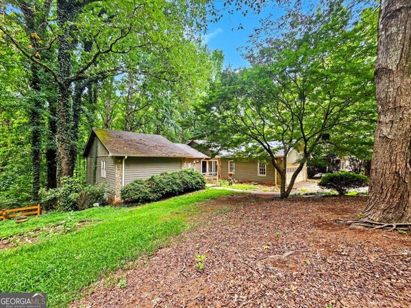 1740 Deer Run Drive Conyers