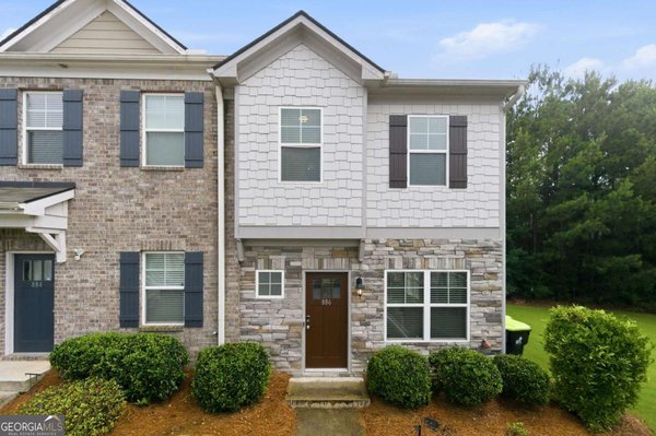 main picture of 886 Ambient Way, Atlanta