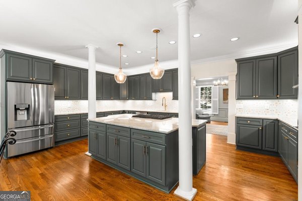 Picture of Neighborhood BERWICKE in Sandy Springs, GA