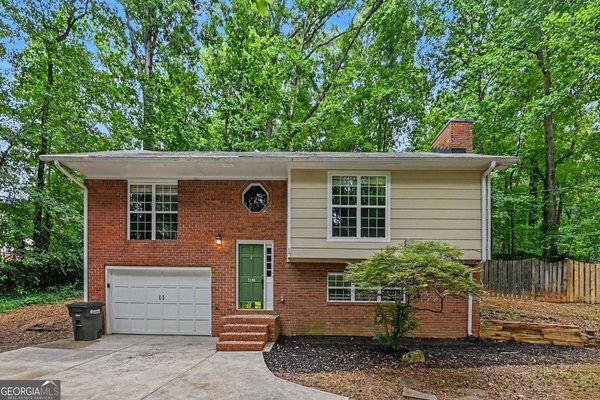5188 2 Branches Court, Mableton