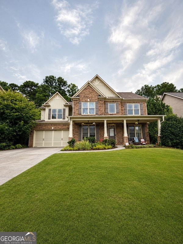 945 Grand Ivey Place Dacula