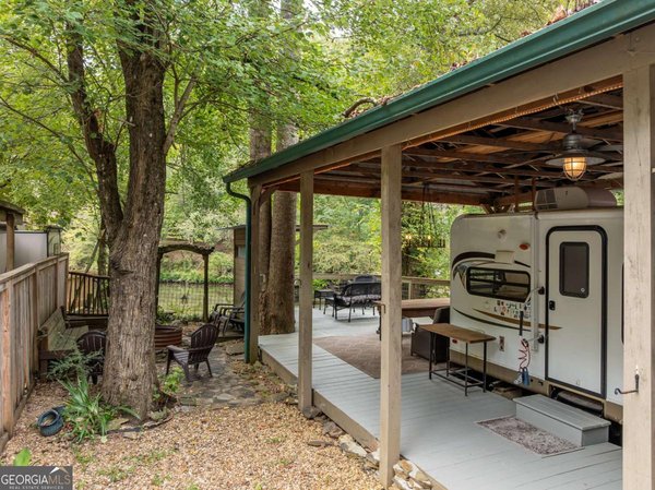45 First Street, Ellijay
