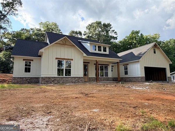 207 Walton Street, Loganville