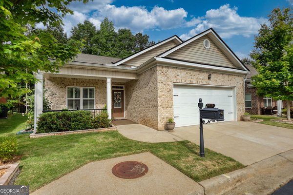 9120 Leverett Circle Covington