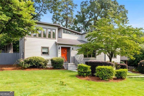 3518 Rockhaven Circle Atlanta