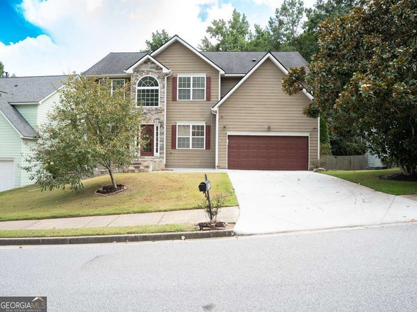 main picture of 1320 Grey Rock Way, Suwanee