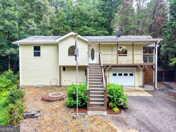 553 Grayce Lane Hiawassee