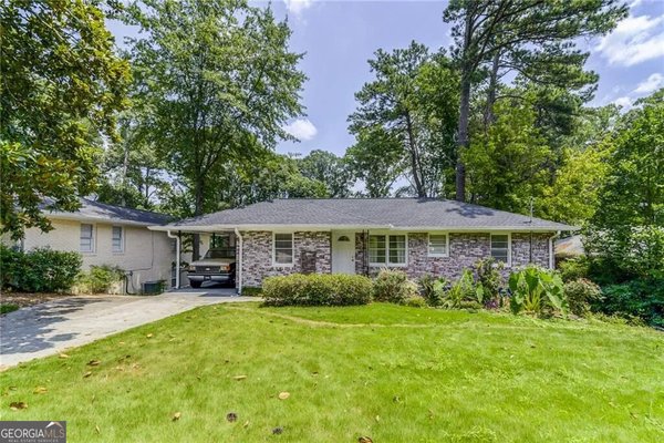1892 Fairway Circle Brookhaven