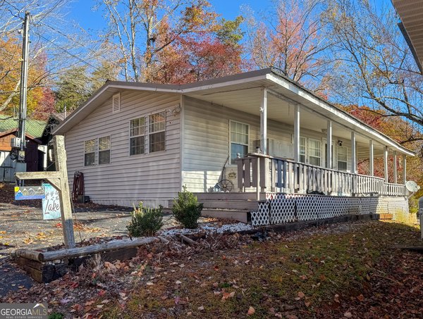988 Mountain Shadows Drive Cleveland