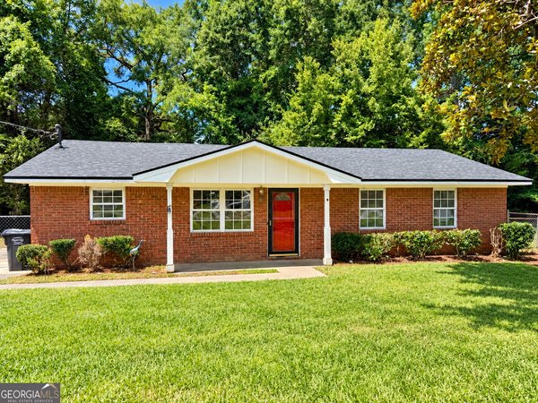 506 Windsor Drive Manchester